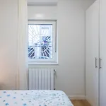 Masstige *